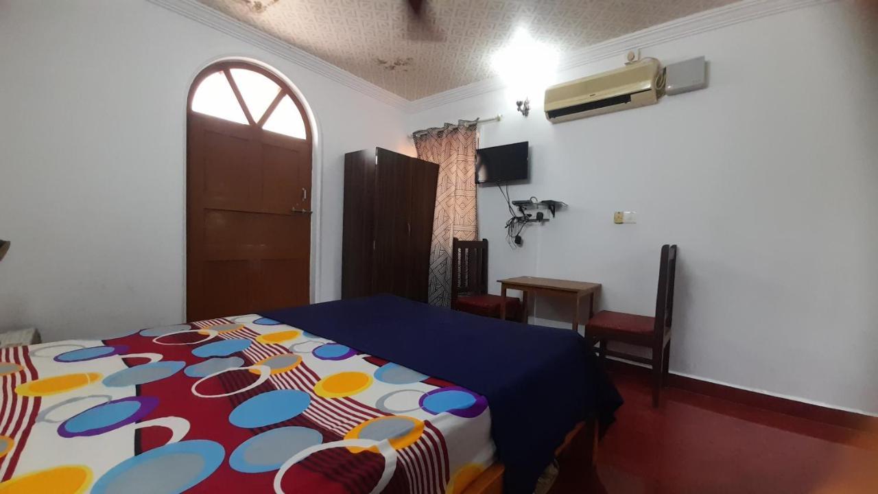 Pihu Hotel Старый Гоа Экстерьер фото